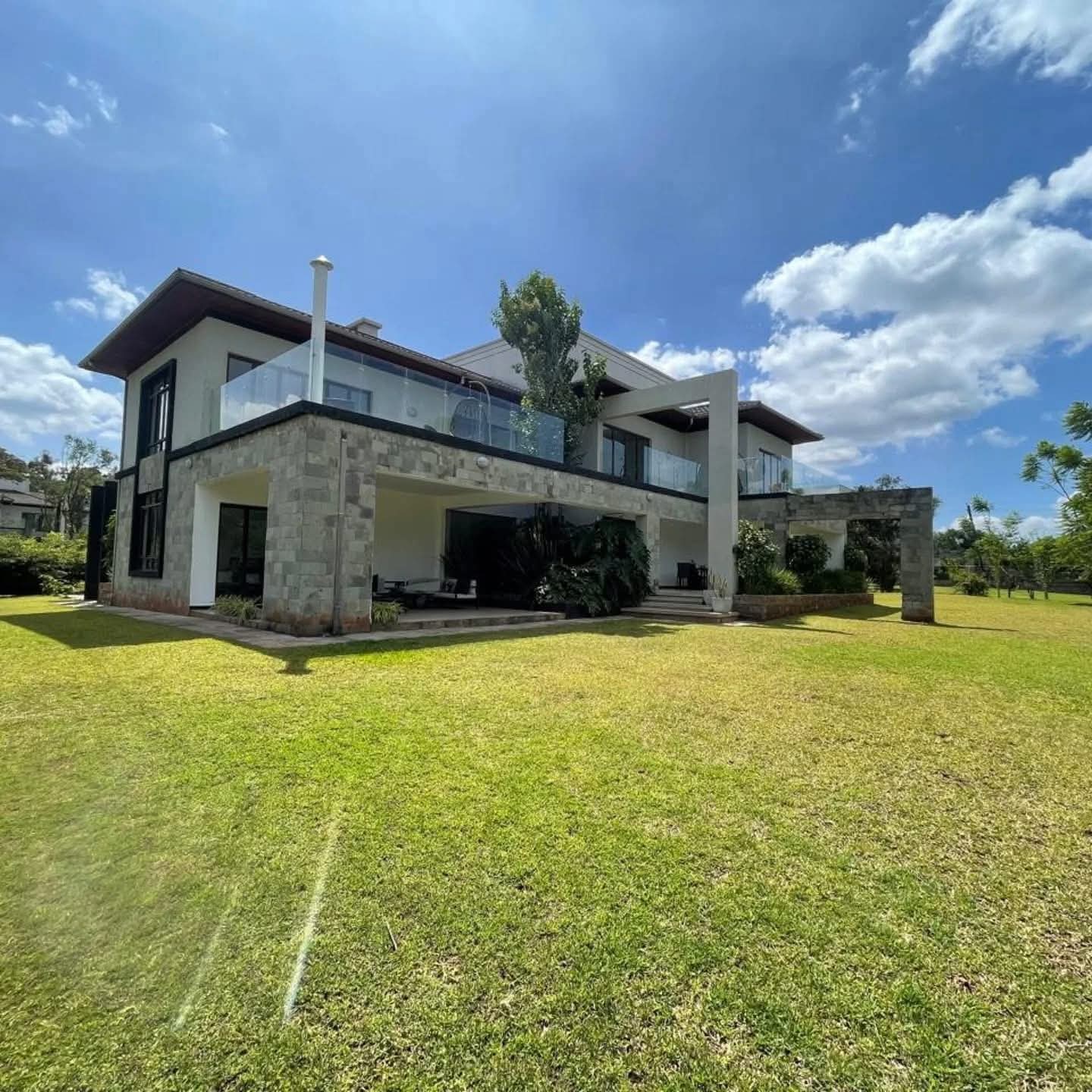 Fabulous house - Karen