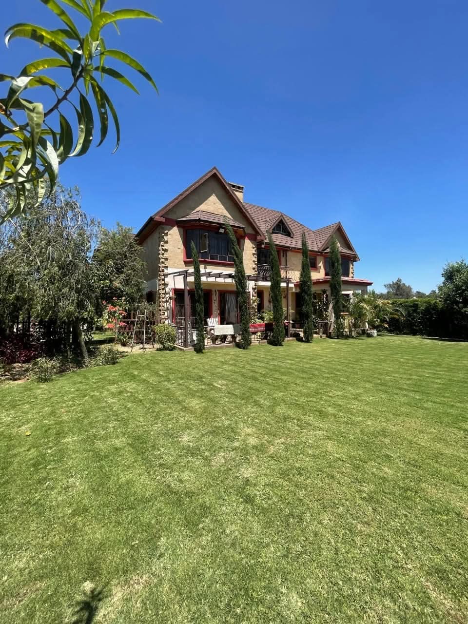 Lovely house - Karen