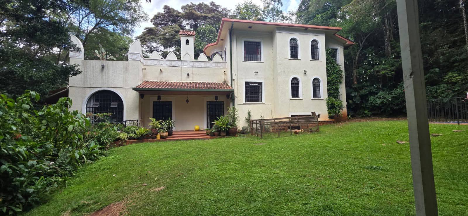 Naturely cottage|Loresho